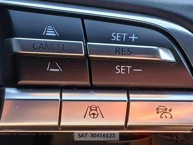 Mazda MAZDA3 2022-03 6216682-3