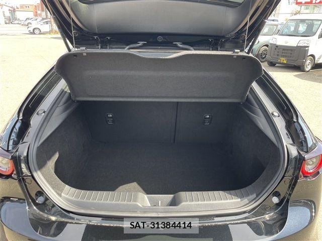 Mazda MAZDA3 2019-10 6216675-22
