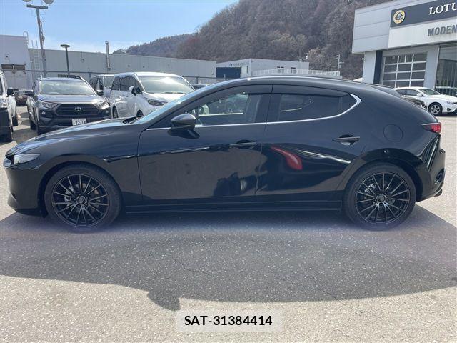 Mazda MAZDA3 2019-10 6216675-4