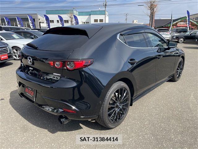 Mazda MAZDA3 2019-10 6216675-7