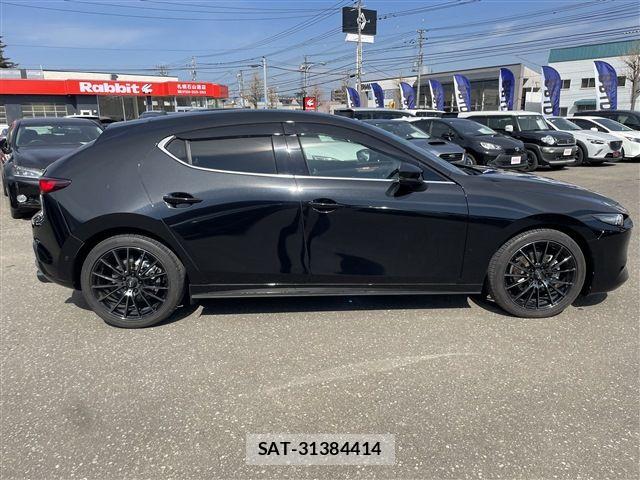 Mazda MAZDA3 2019-10 6216675-8