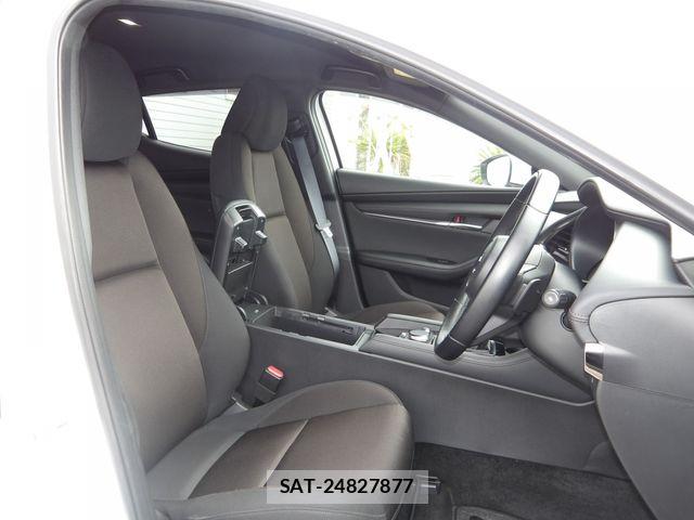 Mazda MAZDA3 2023-02 6245476-18