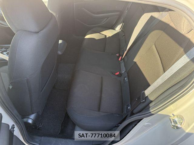 Mazda MAZDA3 2022-05 6264958-13
