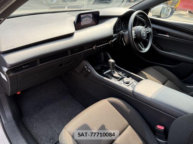 Mazda MAZDA3 2022-05 6264958-1