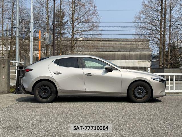 Mazda MAZDA3 2022-05 6264958-5