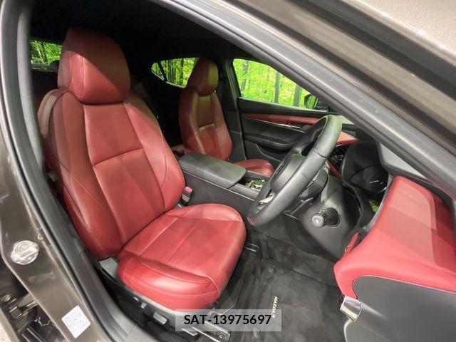 Mazda MAZDA3 2019-09 6272206-7