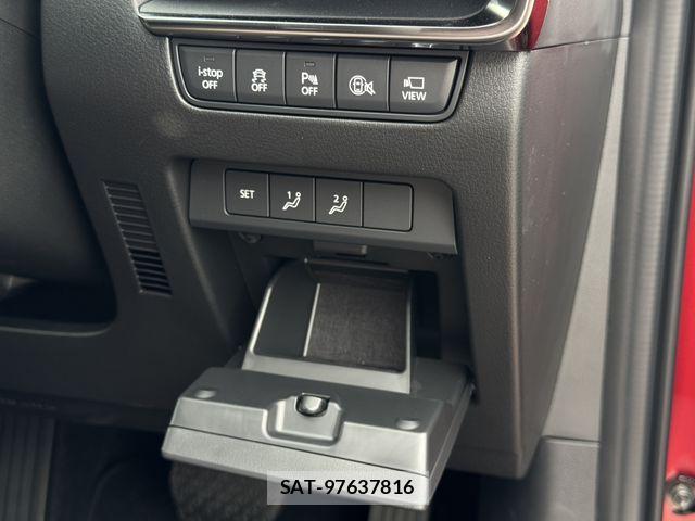 Mazda MAZDA3 2025-03 6613047-10