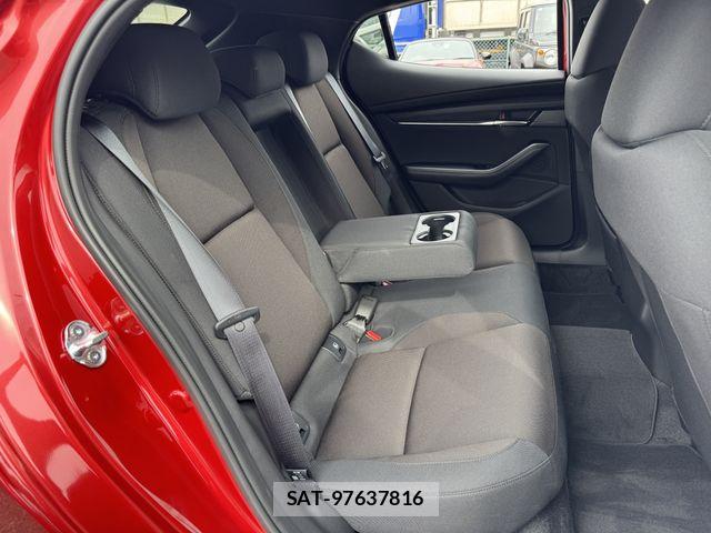 Mazda MAZDA3 2025-03 6613047-12