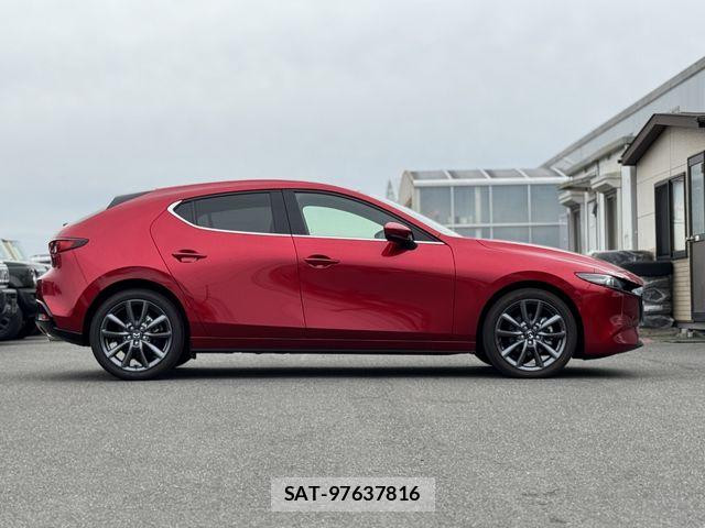 Mazda MAZDA3 2025-03 6613047-20