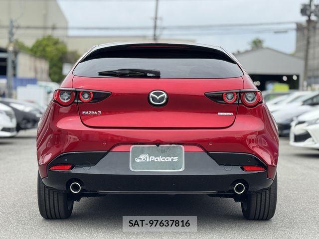 Mazda MAZDA3 2025-03 6613047-22