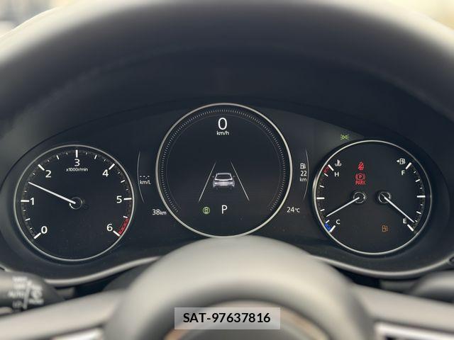 Mazda MAZDA3 2025-03 6613047-8