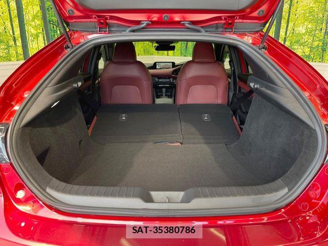 Mazda MAZDA3 2020-02 6672402-9