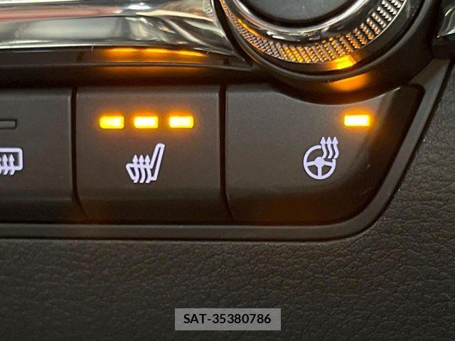 Mazda MAZDA3 2020-02 6672402-4