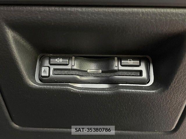 Mazda MAZDA3 2020-02 6672402-5