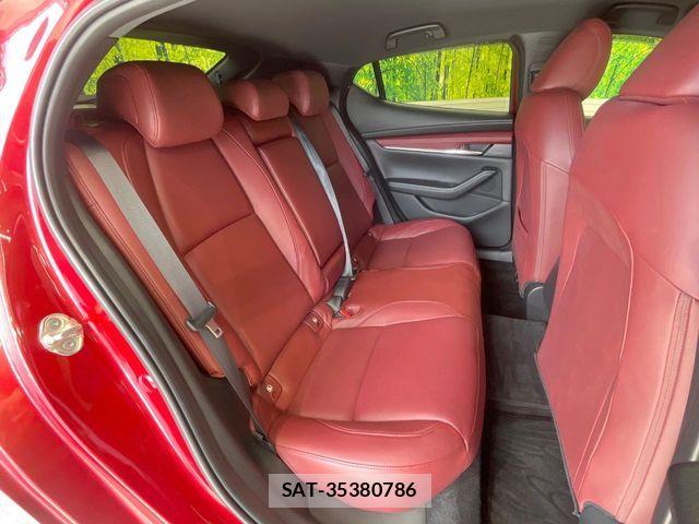 Mazda MAZDA3 2020-02 6672402-8