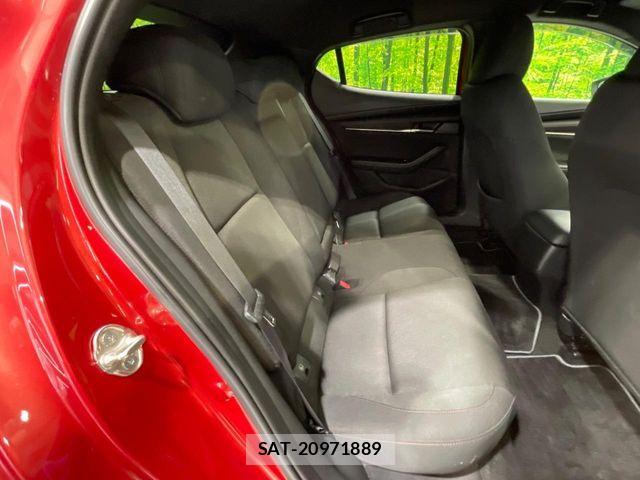 Mazda MAZDA3 2022-03 6672401-9