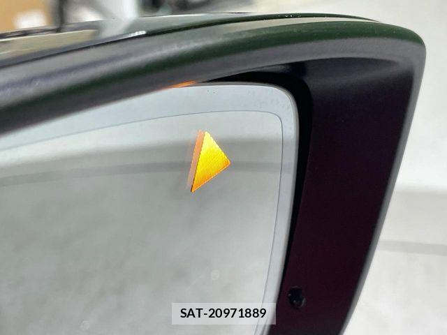 Mazda MAZDA3 2022-03 6672401-7