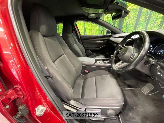 Mazda MAZDA3 2022-03 6672401-8