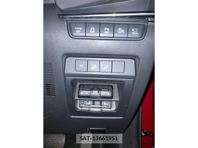Mazda MAZDA3 2024-10 6672399-9
