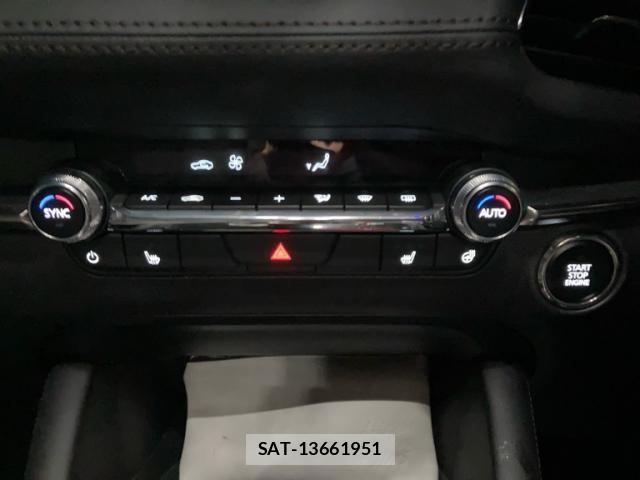 Mazda MAZDA3 2024-10 6672399-13