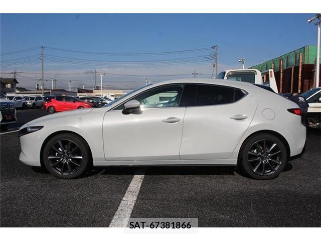 Mazda MAZDA3 2025-03 6676772-9