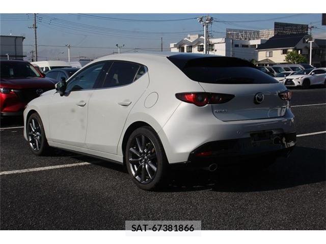 Mazda MAZDA3 2025-03 6676772-10