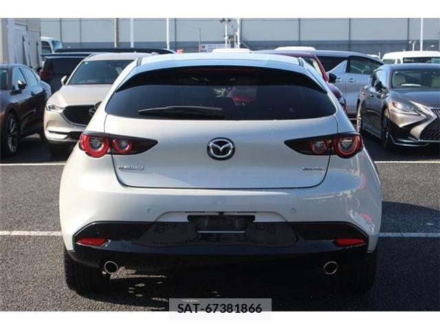 Mazda MAZDA3 2025-03 6676772-11