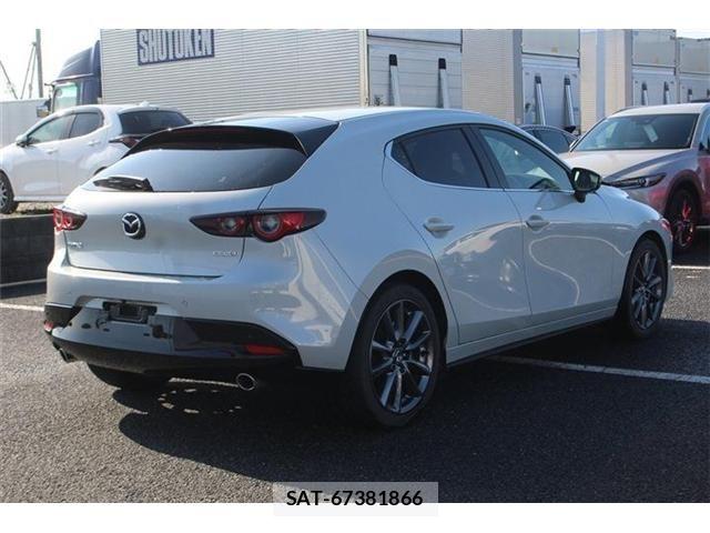 Mazda MAZDA3 2025-03 6676772-12