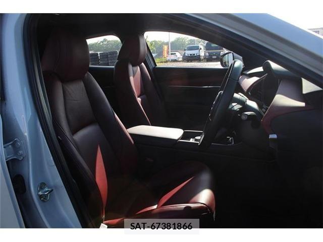 Mazda MAZDA3 2025-03 6676772-19