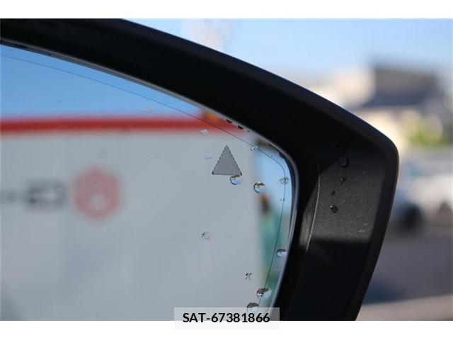 Mazda MAZDA3 2025-03 6676772-4