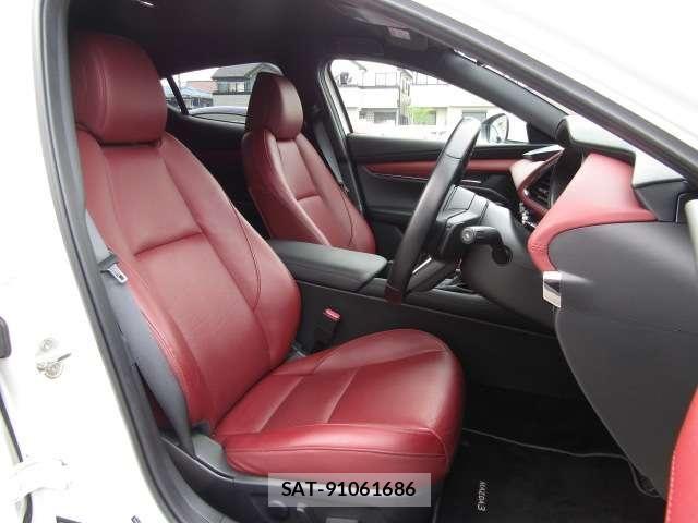 Mazda MAZDA3 2021-06 6676773-12