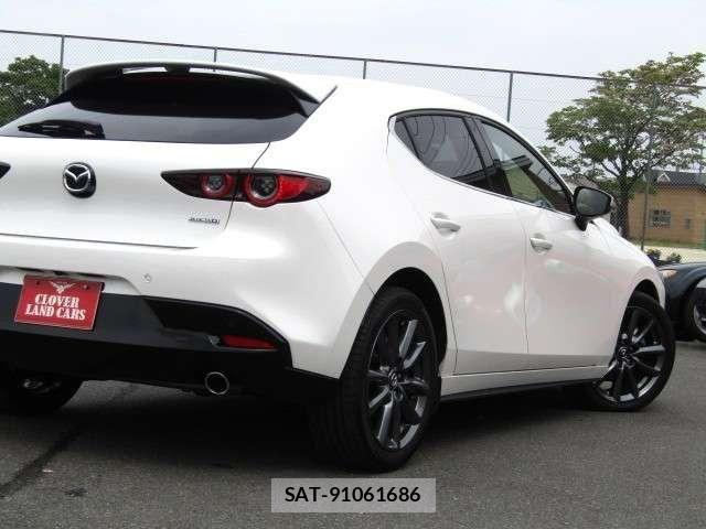 Mazda MAZDA3 2021-06 6676773-28