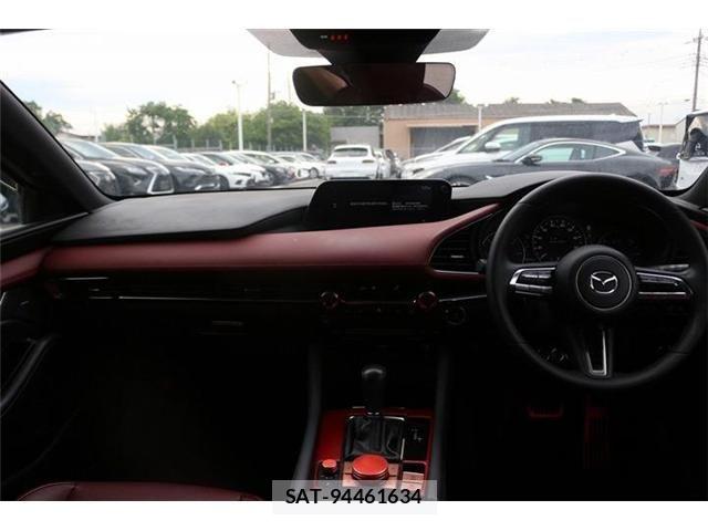 Mazda MAZDA3 2019-09 6683861-16