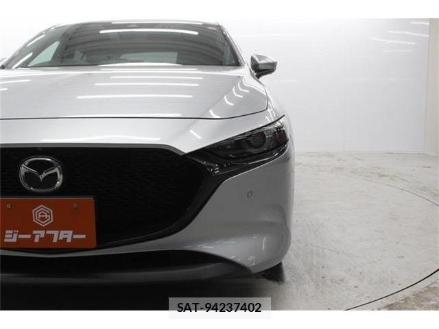 Mazda MAZDA3 2019-08 6682739-12