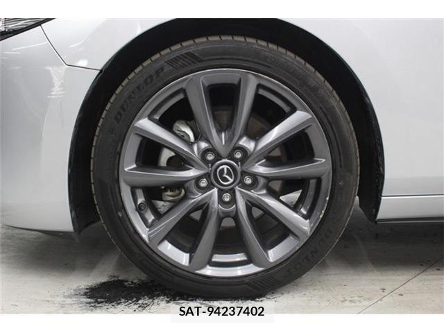Mazda MAZDA3 2019-08 6682739-21