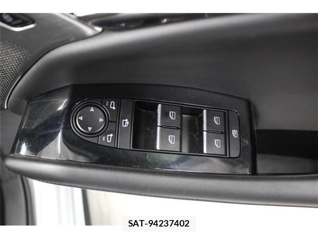 Mazda MAZDA3 2019-08 6682739-28
