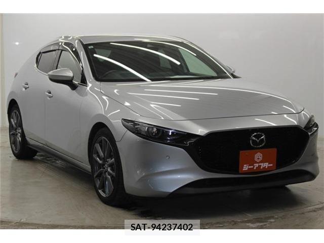 Mazda MAZDA3 2019-08 6682739-2