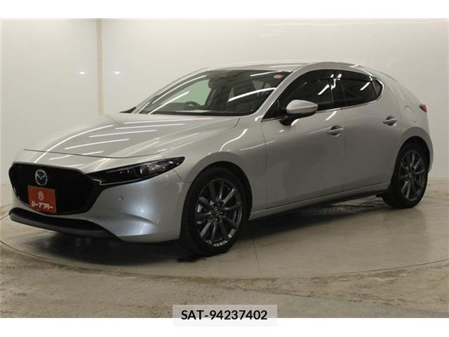 Mazda MAZDA3 2019-08 6682739-8