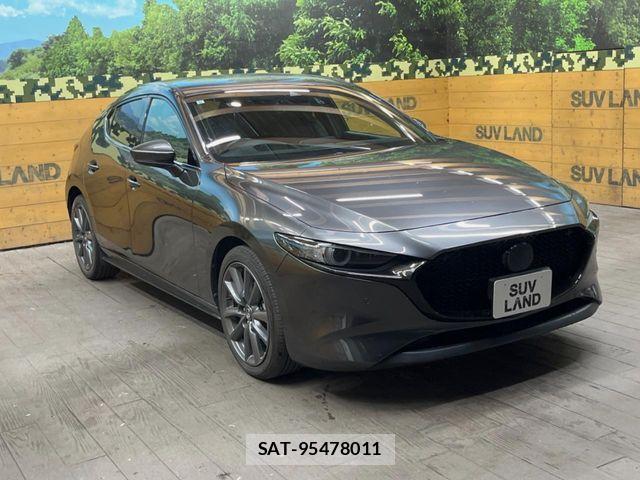 Mazda MAZDA3 2021-06 6716589-15