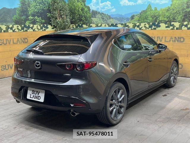 Mazda MAZDA3 2021-06 6716589-16