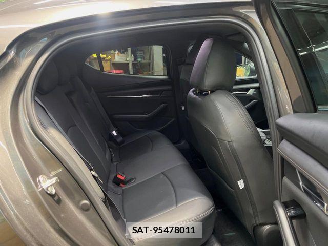 Mazda MAZDA3 2021-06 6716589-8