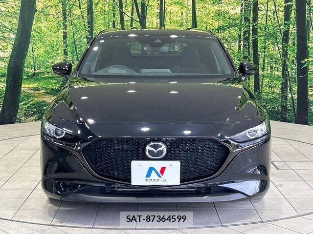 Mazda MAZDA3 2019-05 6716588-13