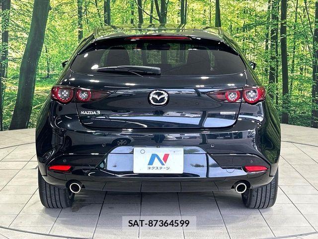 Mazda MAZDA3 2019-05 6716588-14
