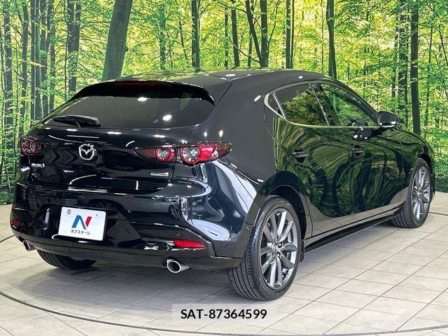 Mazda MAZDA3 2019-05 6716588-16