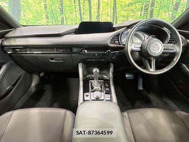 Mazda MAZDA3 2019-05 6716588-1