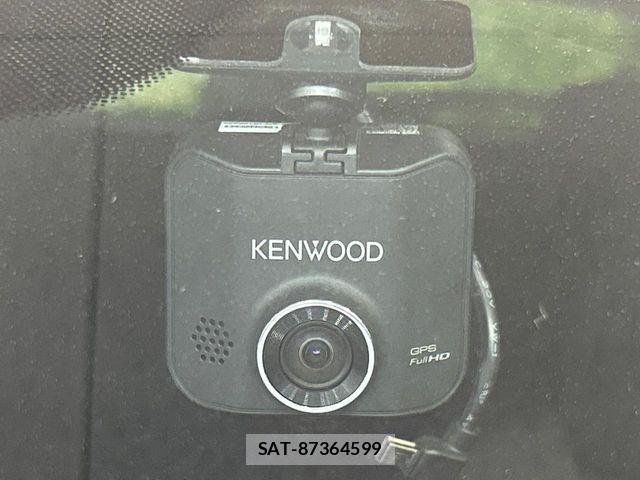 Mazda MAZDA3 2019-05 6716588-4
