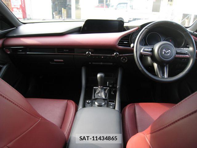 Mazda MAZDA3 2022-02 6752297-16