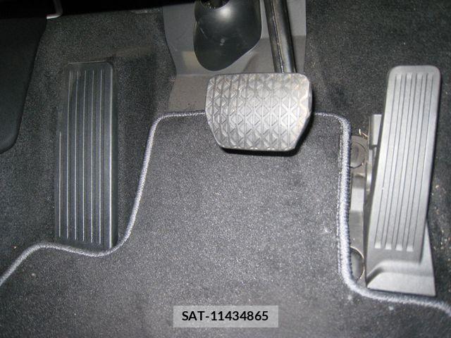 Mazda MAZDA3 2022-02 6752297-20