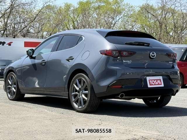 Mazda MAZDA3 2021-04 6815825-24