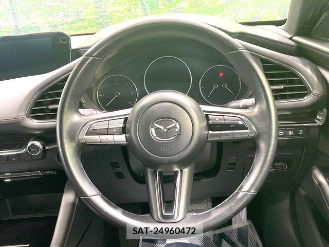 Mazda MAZDA3 2022-03 6815823-10